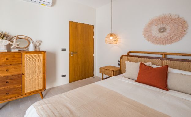 Koh-samui-3-bedroom-pool-villa-sale-maenam