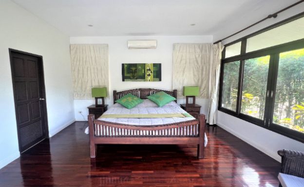Tropical 3 Bed Pool Villa Residence for Sale in Bophut