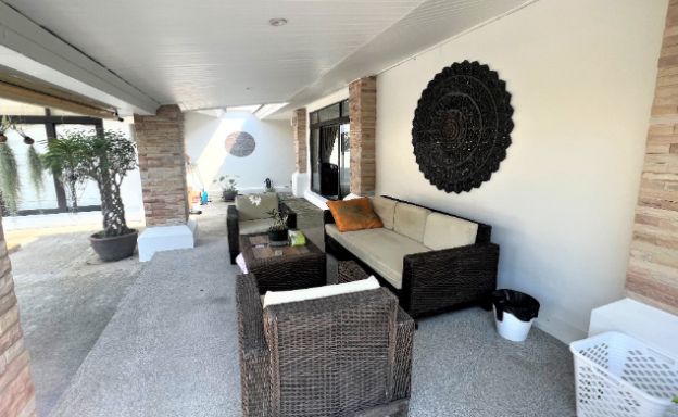 Tropical 3 Bed Pool Villa Residence for Sale in Bophut