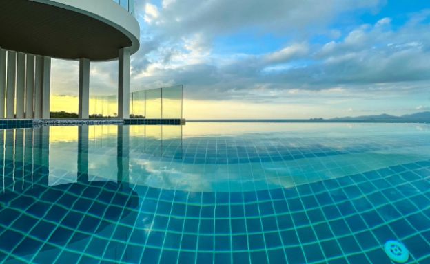 New Ultra-Modern 4 Bed Seaview Villa in Bang Por