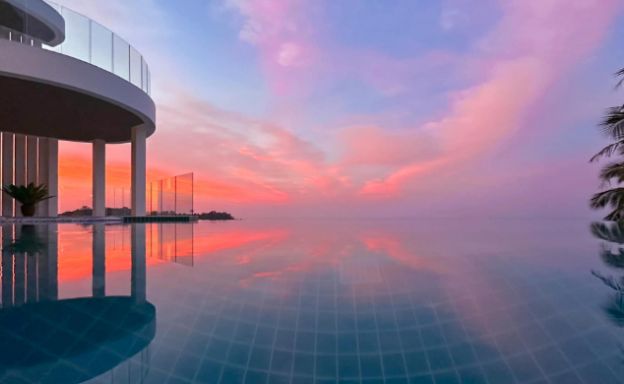 New Ultra-Modern 4 Bed Seaview Villa in Bang Por