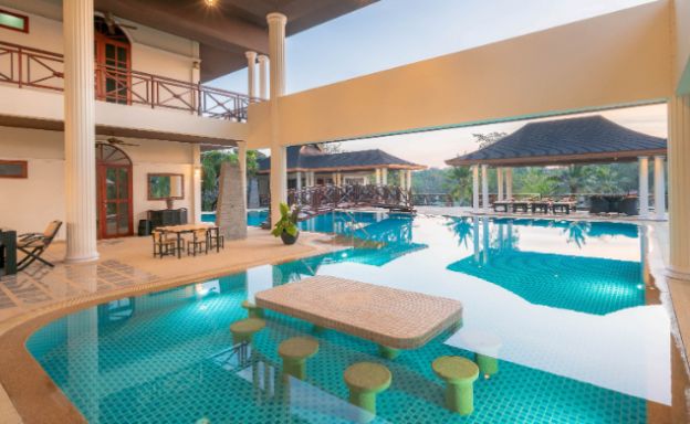 mansion-with-lake-view-for-sale-hua-hin