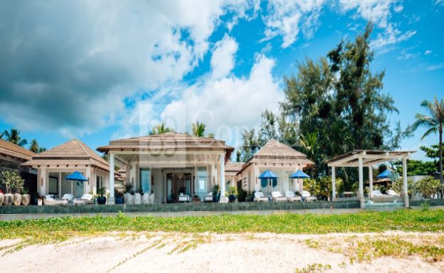 luxury-beachfront-villa-for-sale-chaweng-koh-samui