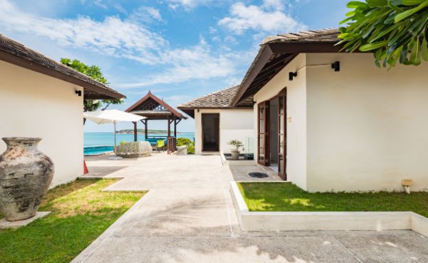 koh-samui-beachside-villa-for-sale-choeng-mon