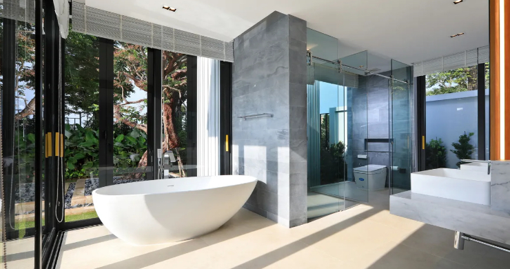 luxury-pool-villas-for-sale-in-phuket-bangtao-12