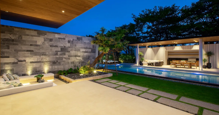 luxury-pool-villas-for-sale-in-phuket-bangtao-14