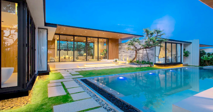 luxury-pool-villas-for-sale-in-phuket-bangtao-1