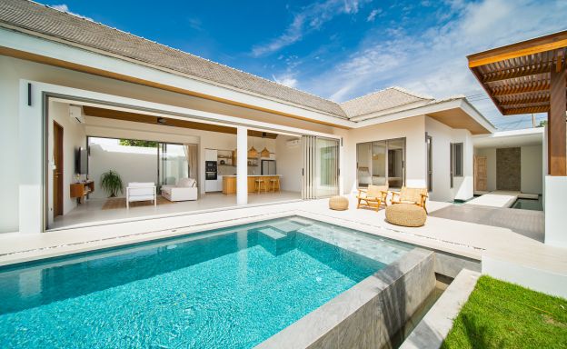 New 3 bedroom Balinese Style Villa in Bangrak