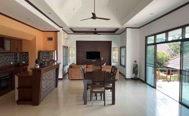 Rare Investment Opportunity: 9-11 Bed Villas in Bangrak