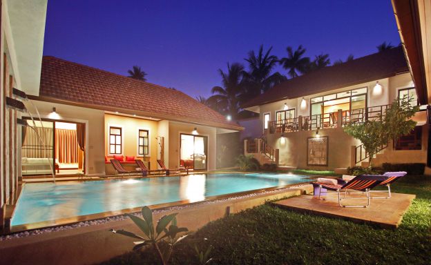 Rare Investment Opportunity: 9-11 Bed Villas in Bangrak