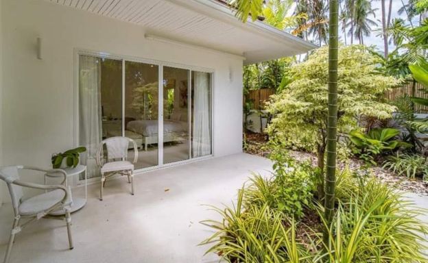 tropical-3-bedroom-garden-pool-maenam