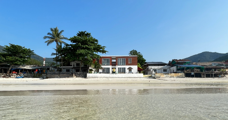 beachfront-hotel-for-sale-in-chaloklum-beach-25