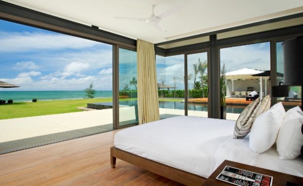 beachfront-villa-for-sale-in-phuket-6