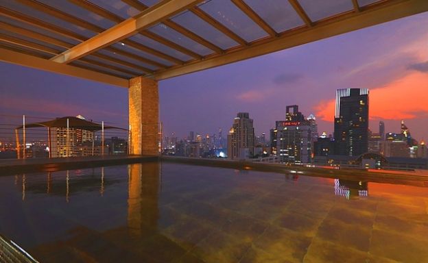 bangkok-penthouse-with-pool-for-sale-asok-4