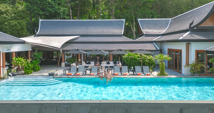 phuket-luxury-villa-for-sale-10-bed-surin-2