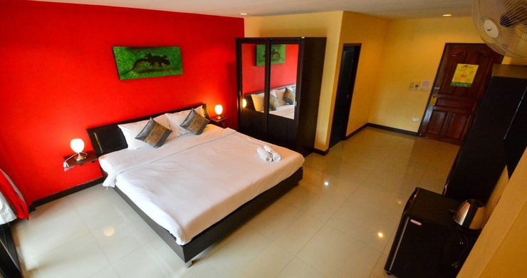 hotel-for-sale-in-chaweng-7-bed-18