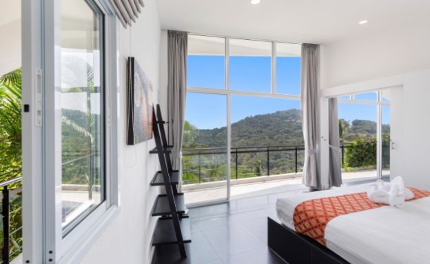 luxury-villa-for-sale-chaweng-noi-11-bed