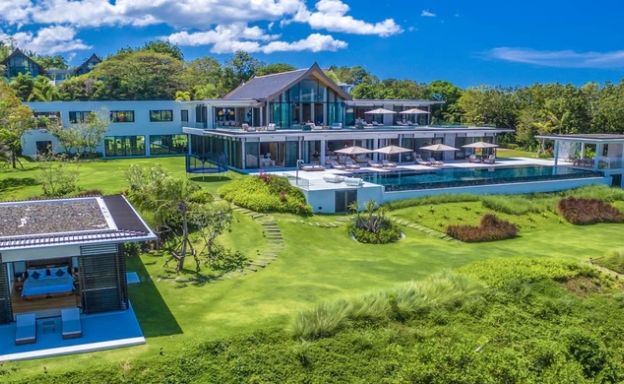 luxury-beachfront-villa-cape-yamu-phuket