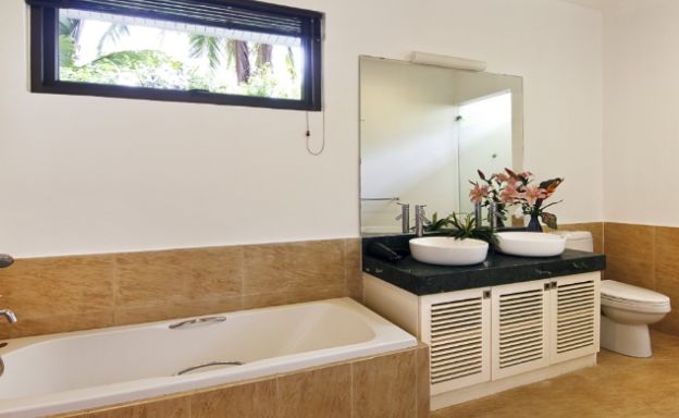 koh-samui-tropical-villa-for-sale-3-bed-maenam