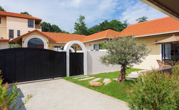 koh-samui-pool-villas-for-sale-in-lamai-2