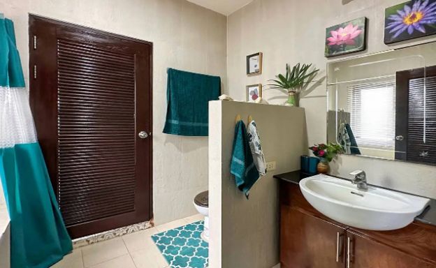 koh-samui-villa-for-sale-large-garden-maenam-3