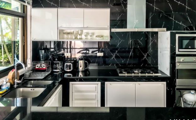 koh-phangan-beachfront-villas-sale-ban-tai-beach