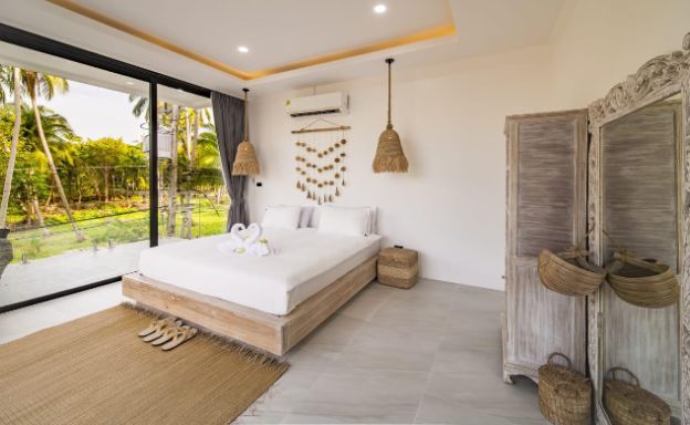 luxury-pool-villa-for-sale-maenam-3-bed