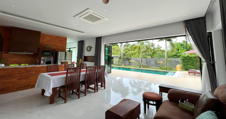 koh-samui-villa-for-sale-large-garden-lamai-3