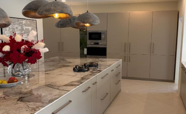 villa-for-sale-koh-samui-close-to-beach-lipanoi