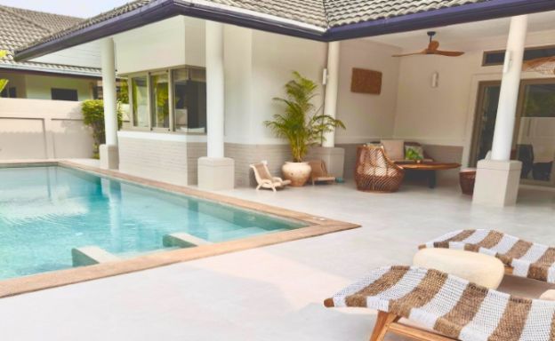 villa-for-sale-koh-samui-close-to-beach-lipanoi-3