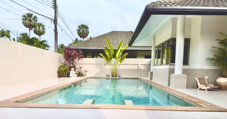 villa-for-sale-koh-samui-close-to-beach-lipanoi-3-2