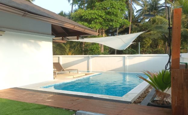 Modern 3 Bed Beachside Villa for Sale in Lipa Noi