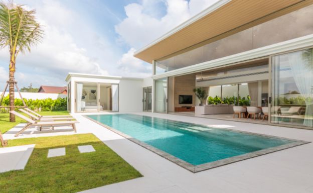 Contemporary 4 Bedroom Garden Pool Villa in Phuket