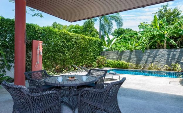 modern-3-bedroom-villa-for-sale-plai-laem-koh-samui