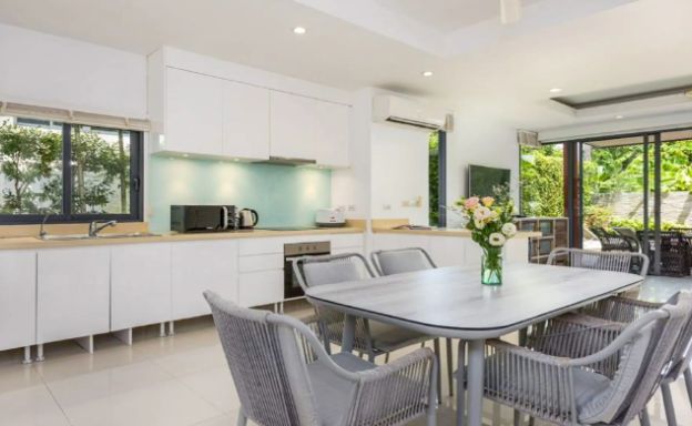 modern-3-bedroom-villa-for-sale-plai-laem-koh-samui