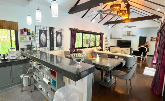 tropical-style-koh-samui-villa-for-sale