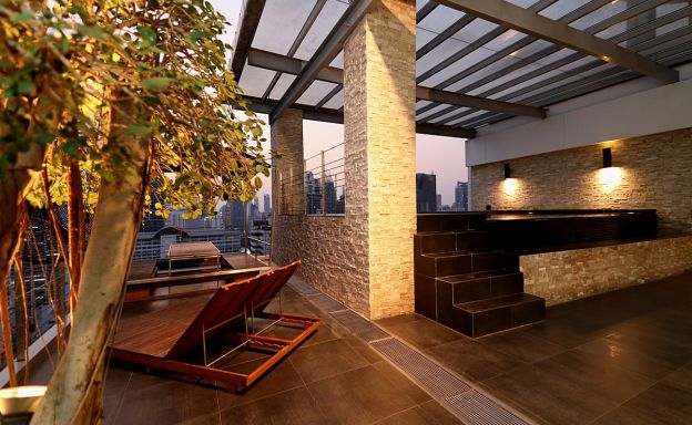 Bangkok Penthouse Condo with Private Pool