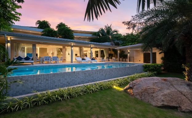 luxury-5-bed-beachfront-villa-for-sale-in-plai-laem