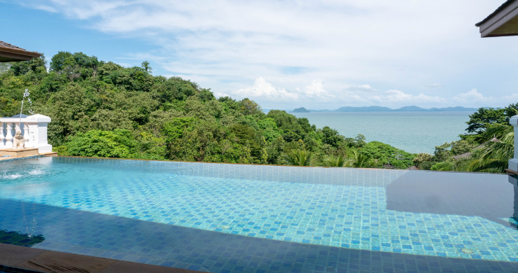 stunning-sea-view-villa-for-sale-in-phuket-5-18