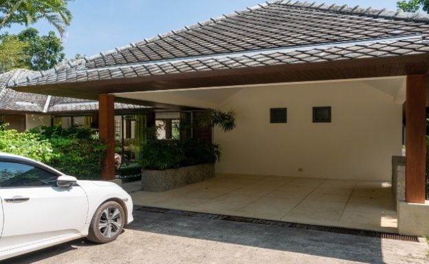Spacious 4 Bedroom Pool Villa 300m to Rawai Beach