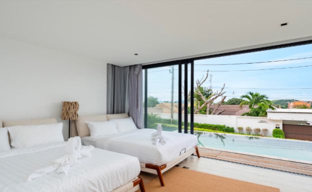 koh-samui-luxury-villa-with-partial-sea-view-in-plai-laem