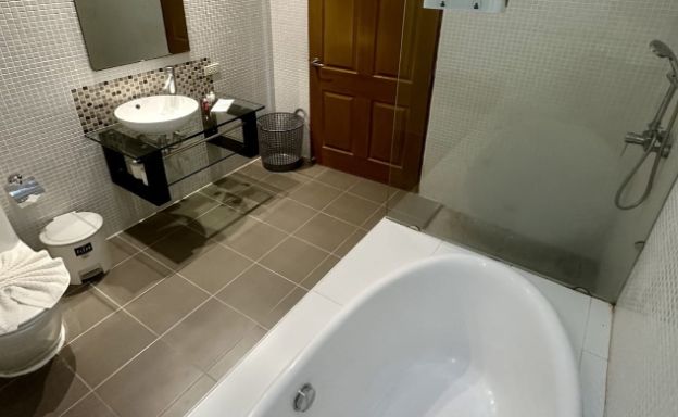 tropical-2-bed-townhouse-close-to-choeng-mon-beach