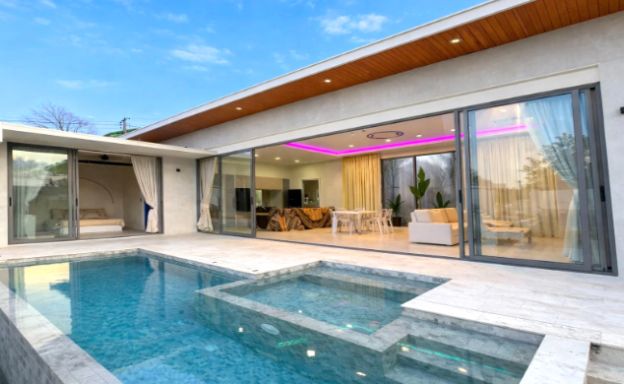 3-bedroom-freehold-pool-villa-maenam-koh-samui