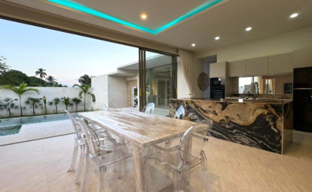 3-bedroom-freehold-pool-villa-maenam-koh-samui