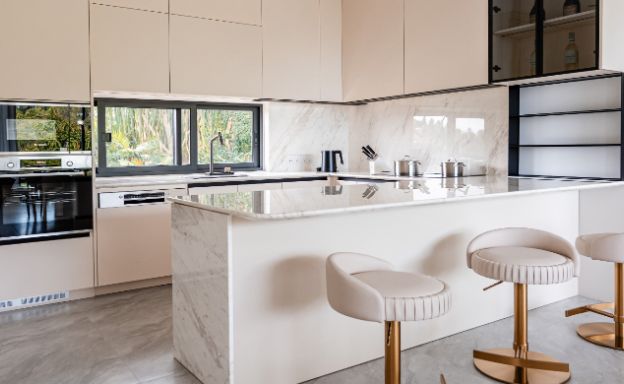 4-bed-luxury-villa-for-sale-bangpor-koh-samui