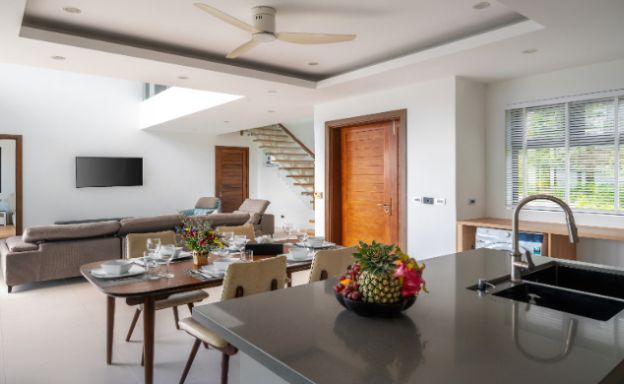 3-bedroom-pool-villa-for-sale-chaweng-noi