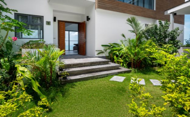 3-bedroom-pool-villa-for-sale-chaweng-noi