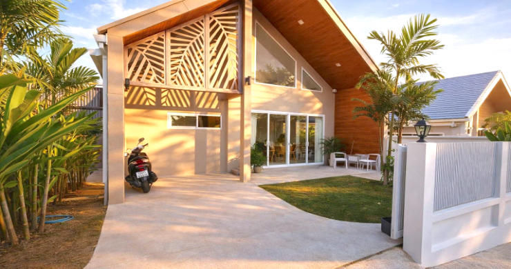 4-bedroom-pool-villa-for-sale-chaweng-koh-samui-2