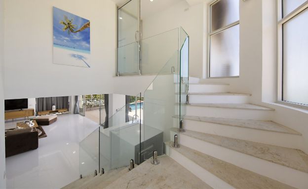 3-bedroom-sea-view-villa-for-sale-chaweng-noi