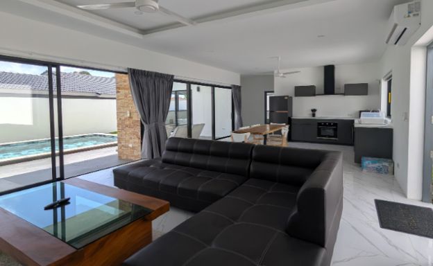 3-bedroom-pool-villa-for-sale-in-lamai